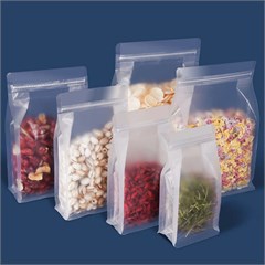 ВОСЬМИШОВНЫЙ ПОЛУПРОЗРАЧНЫЙ КВАДРОПАК 135+65х205 мм | zip-lock P8200